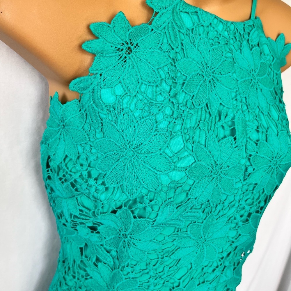 Bisou Bisou • Teal Full Lace Halter Sheath Dress • Size 10 - Picture 4 of 7